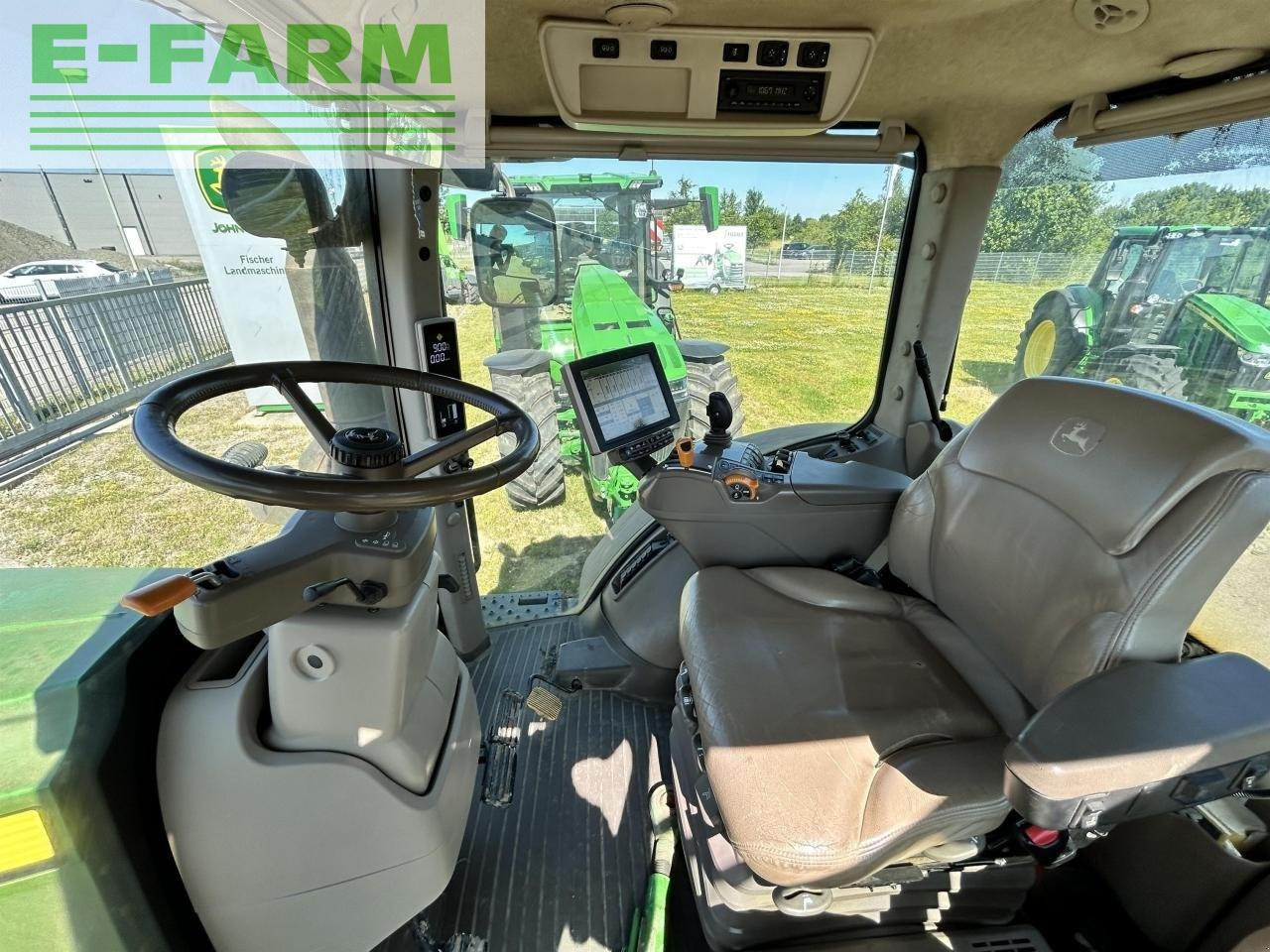 Máy cày John Deere 7310r: hình 6