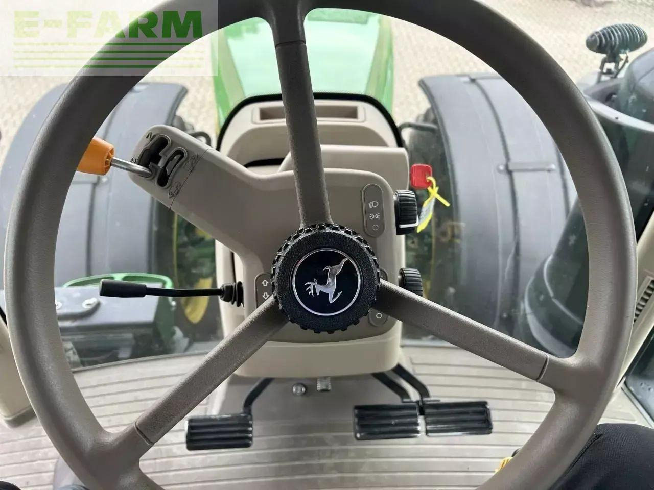 John Deere 8345r - Máy cày: hình 4 John Deere 8345r - Máy cày: hình 4