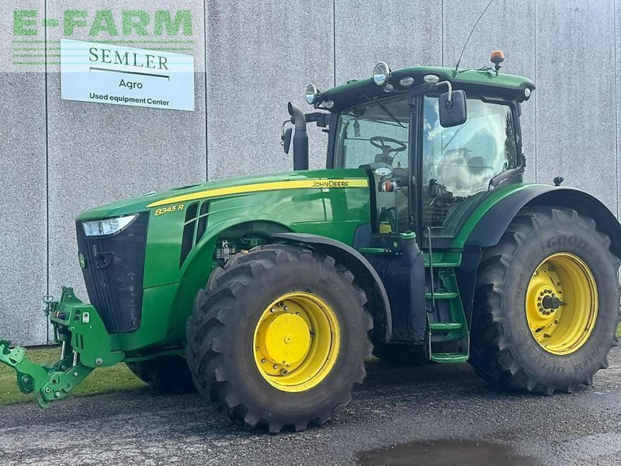 John Deere 8345r - Máy cày: hình 1 John Deere 8345r - Máy cày: hình 1