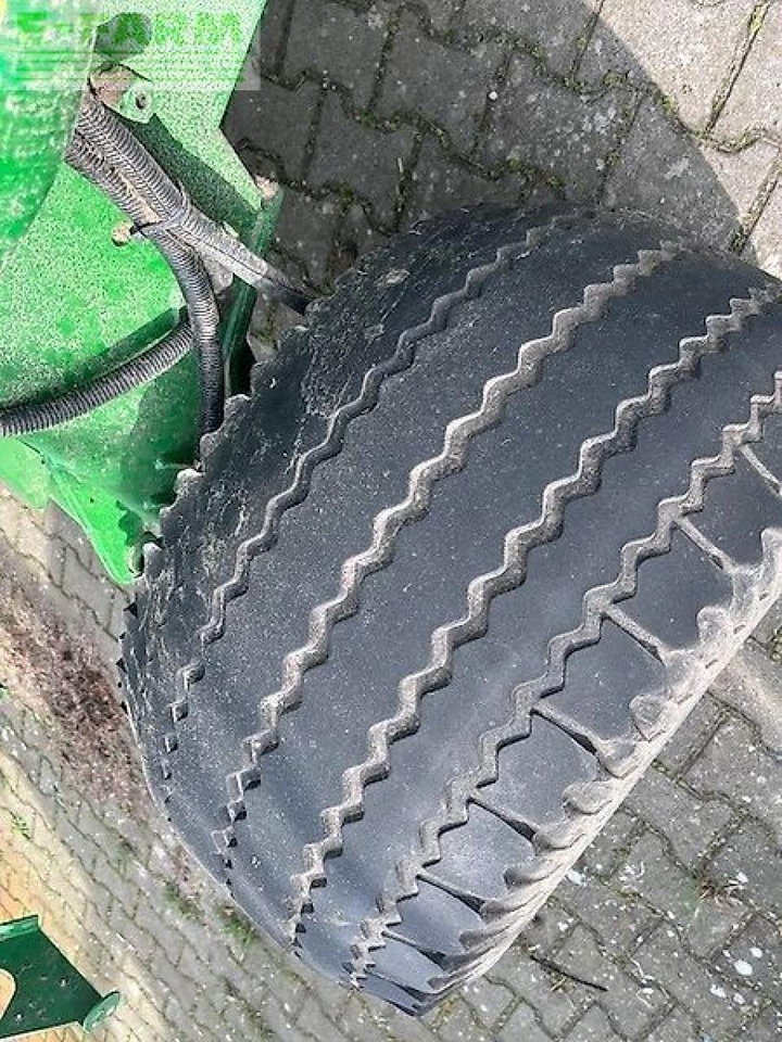 Máy đóng kiện vuông John Deere 864 maxicut 14: hình 17 Máy đóng kiện vuông John Deere 864 maxicut 14: hình 17
