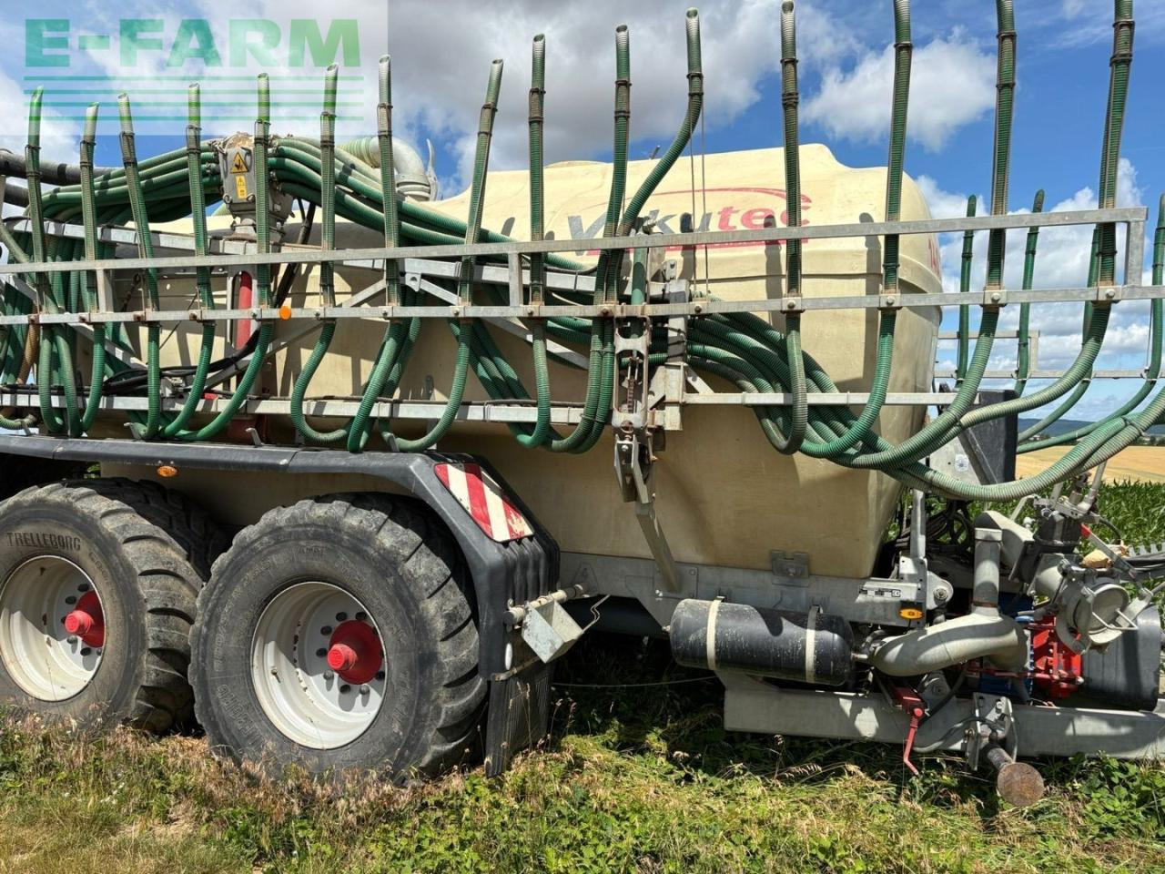 K 14 PUL 14m3 mit 15m Schleppschlauch - Trang thiết bị bón phân: hình 1 K 14 PUL 14m3 mit 15m Schleppschlauch - Trang thiết bị bón phân: hình 1