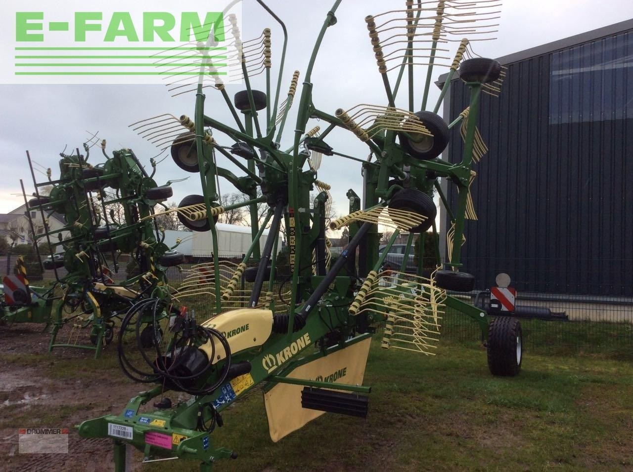 Krone swadro tc 880 - Dàn trải/ Cào: hình 3 Krone swadro tc 880 - Dàn trải/ Cào: hình 3