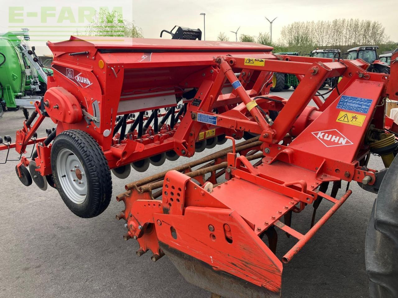 Kuhn hrb 302 + premia 300 - Máy gieo hạt liên hợp: hình 5 Kuhn hrb 302 + premia 300 - Máy gieo hạt liên hợp: hình 5