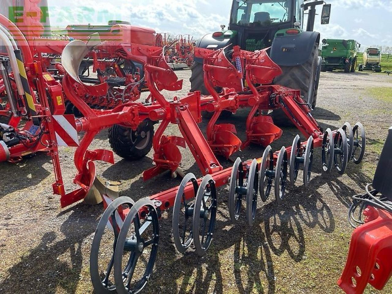 Kuhn varimaster l4eh80101 - Cày: hình 2 Kuhn varimaster l4eh80101 - Cày: hình 2