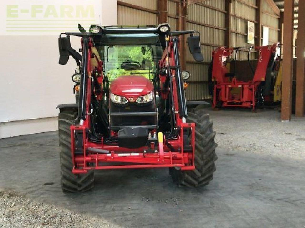 Massey Ferguson mf 4709 m dyna-2 essential - Máy cày: hình 4 Massey Ferguson mf 4709 m dyna-2 essential - Máy cày: hình 4