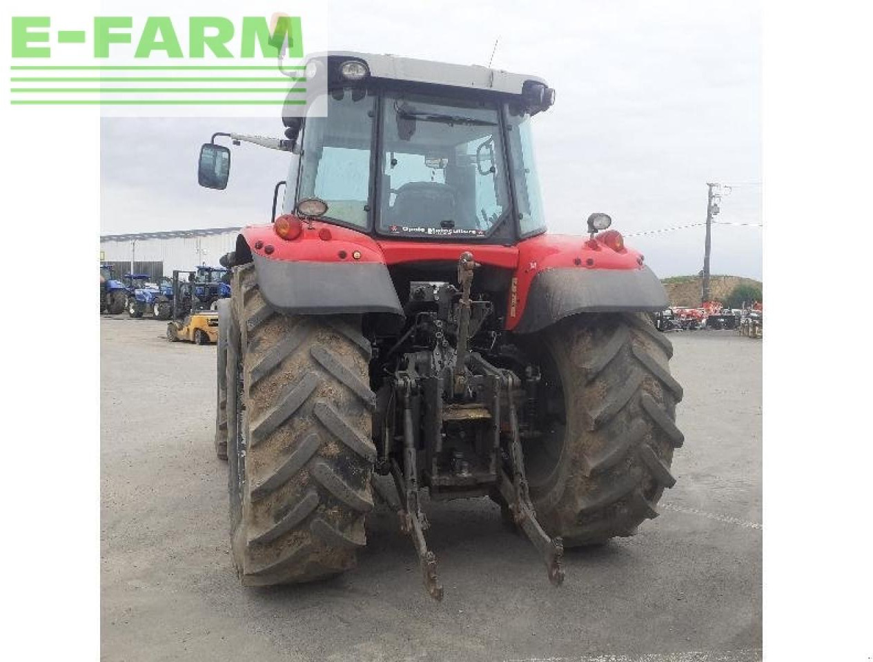 Massey Ferguson mf 7714 - Máy cày: hình 4 Massey Ferguson mf 7714 - Máy cày: hình 4