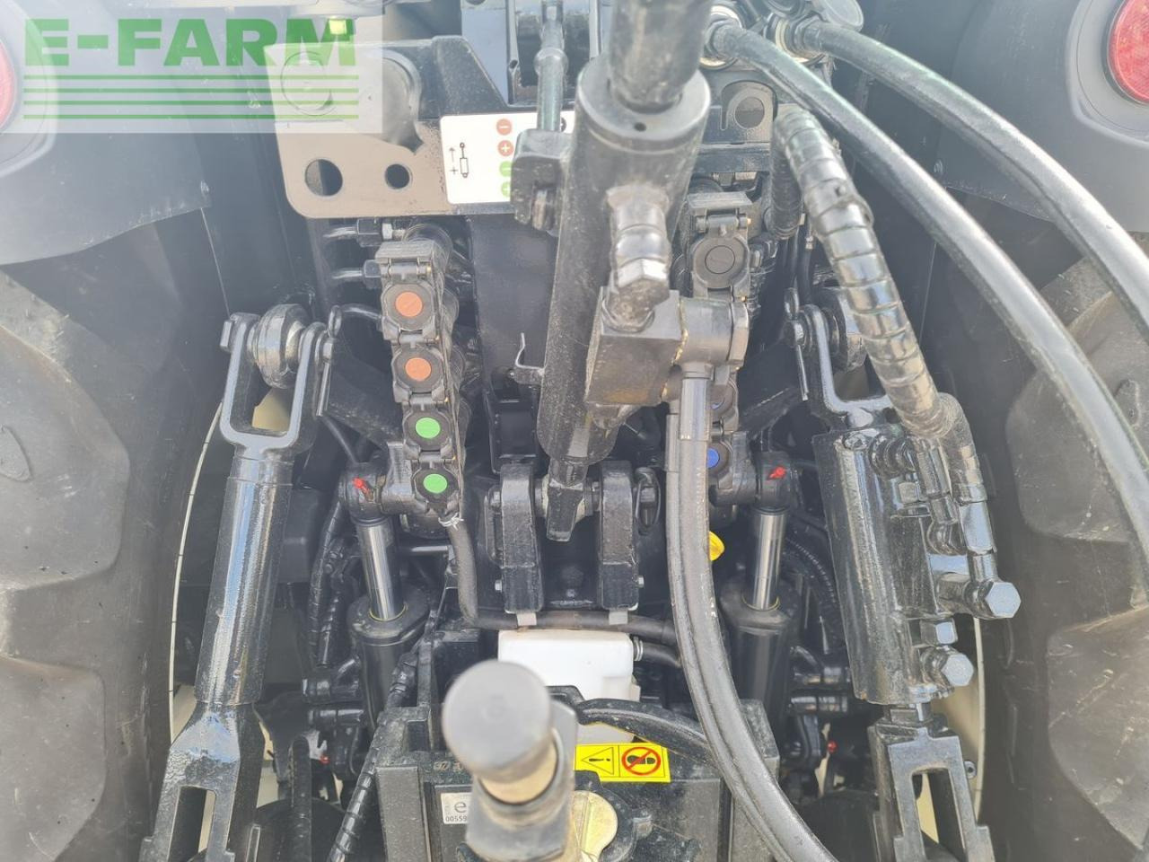 Máy cày New Holland t4.100 f (stage v) F: hình 6