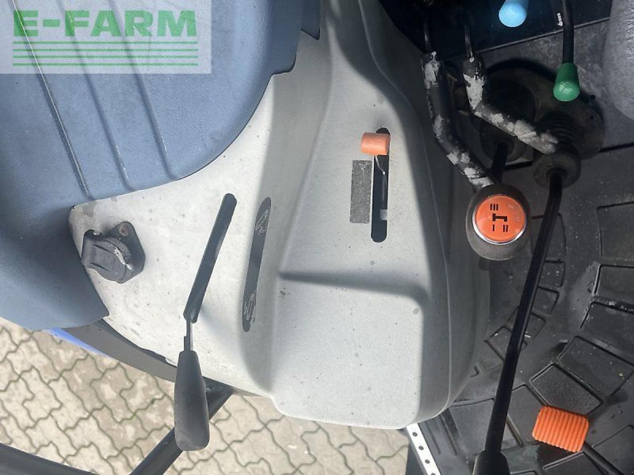 Máy cày New Holland td 5.85: hình 11