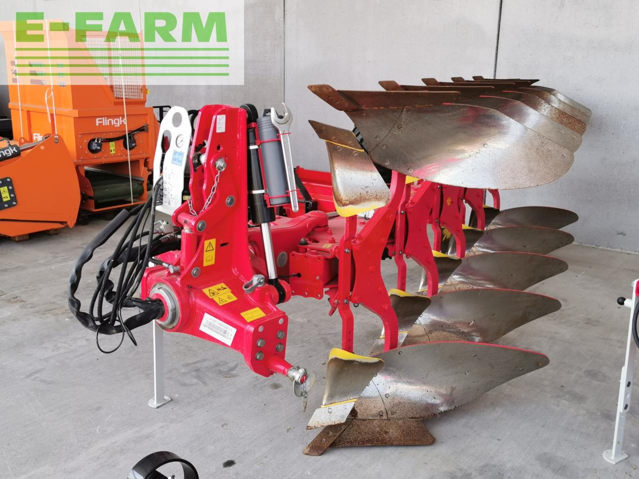 Pöttinger Servo 4000 Plus - Cày: hình 1 Pöttinger Servo 4000 Plus - Cày: hình 1