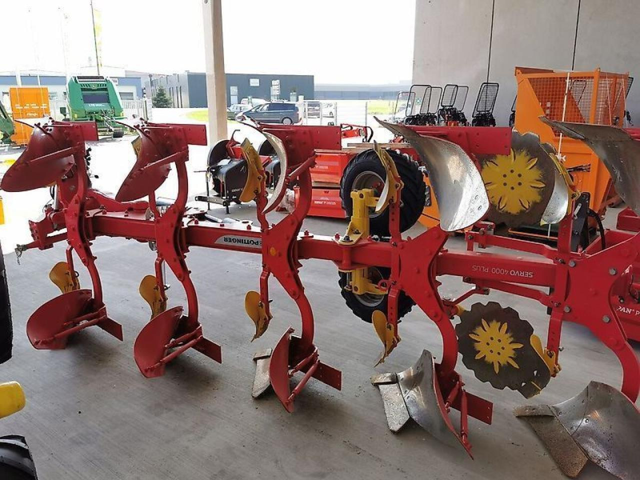 Pöttinger servo 4000 plus - Cày: hình 4 Pöttinger servo 4000 plus - Cày: hình 4
