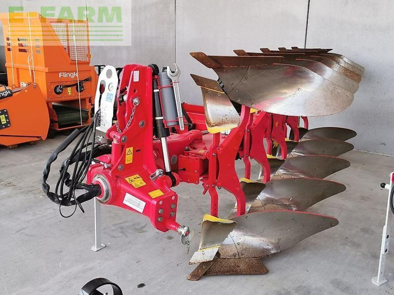 Pöttinger servo 4000 plus - Cày: hình 1 Pöttinger servo 4000 plus - Cày: hình 1