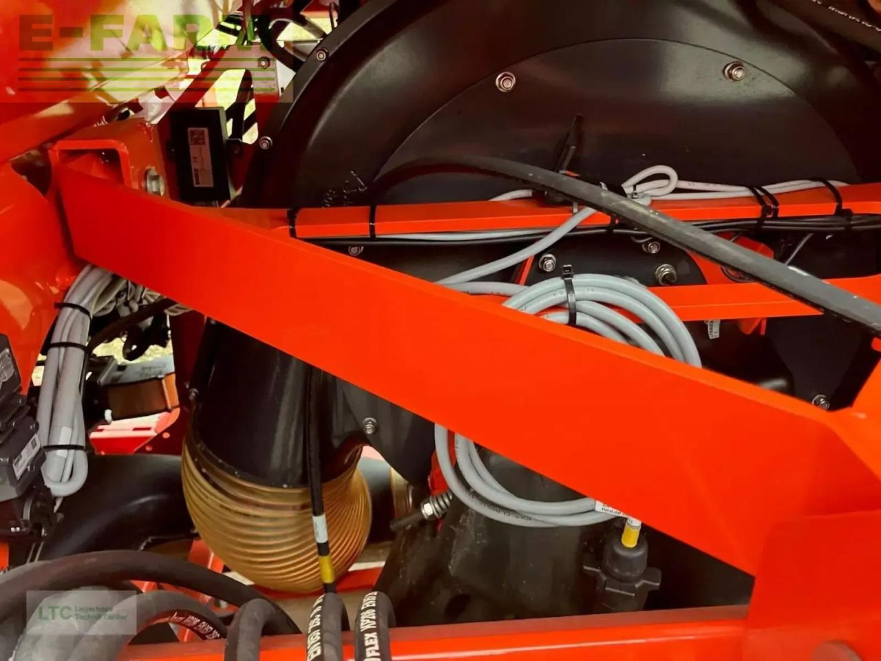 Máy rải phân bón Rauch: hình 6