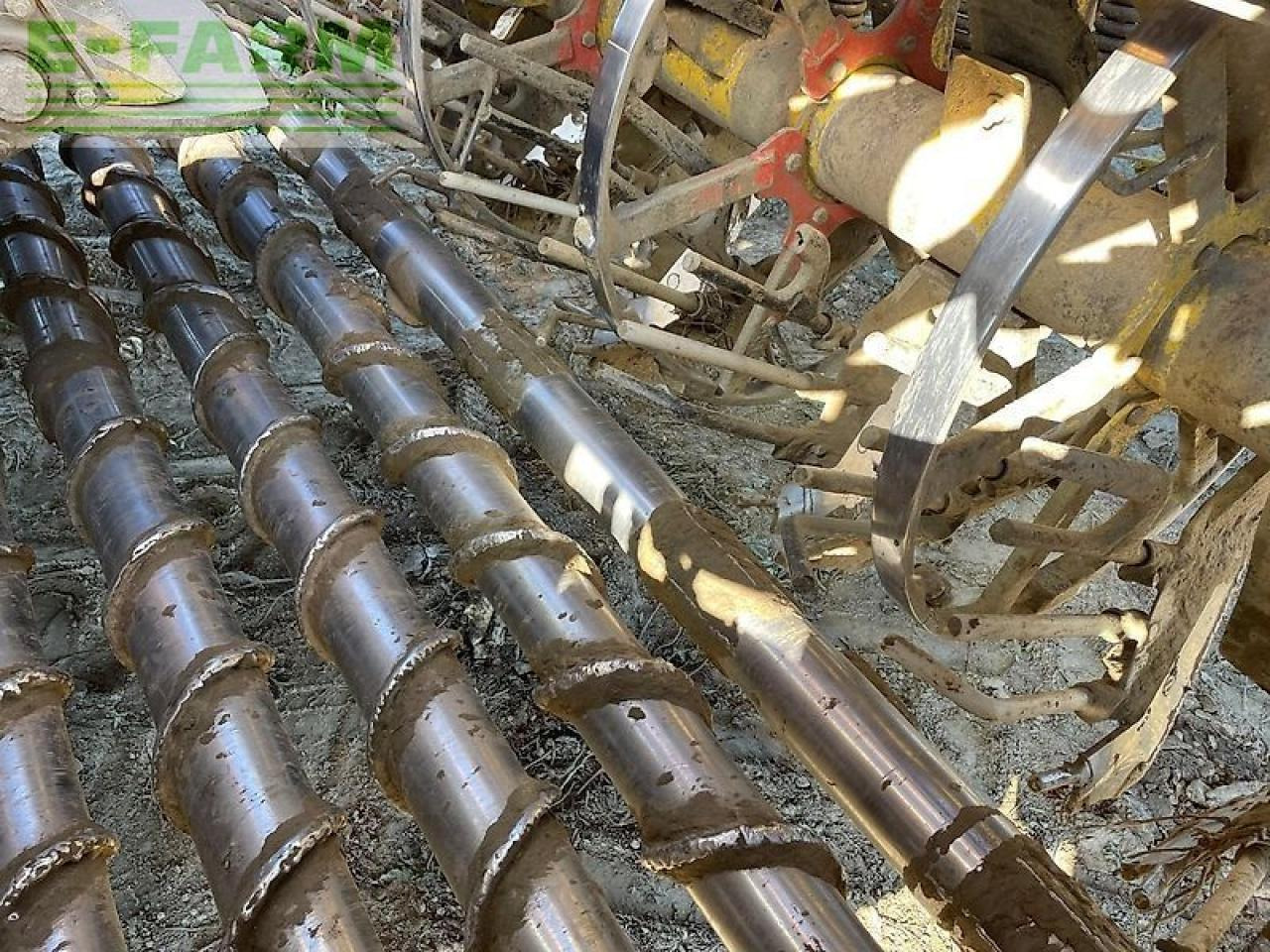 Máy thu hoạch củ cải đường Ropa euro tiger: hình 8 Máy thu hoạch củ cải đường Ropa euro tiger: hình 8