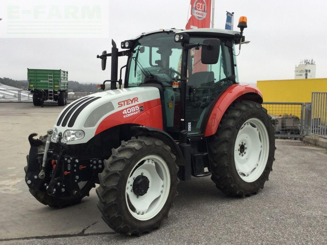 Steyr 4085 kompakt - Máy cày: hình 1 Steyr 4085 kompakt - Máy cày: hình 1