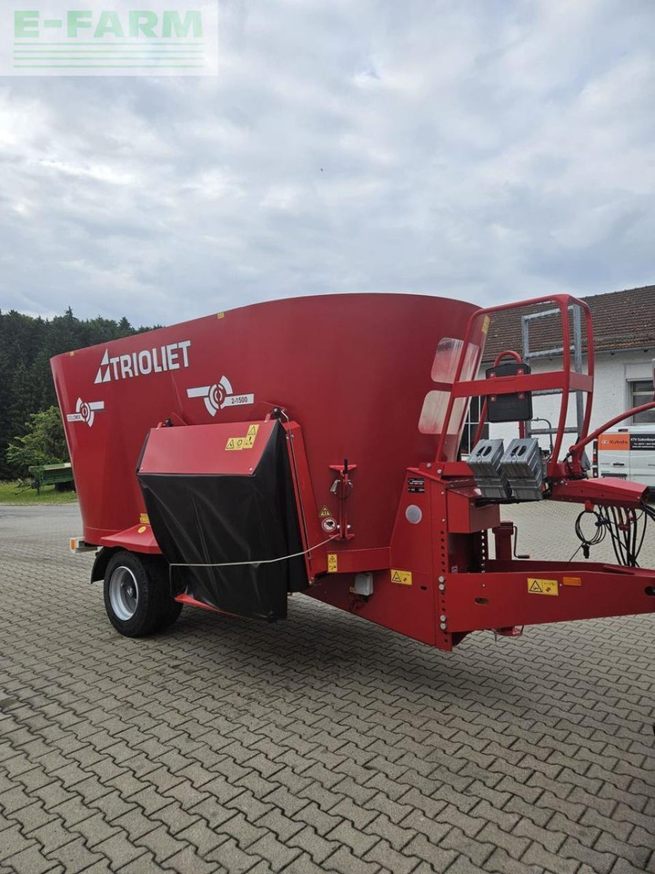 Trioliet gigant solomix 2-1500 - Trang thiết bị gia súc: hình 2 Trioliet gigant solomix 2-1500 - Trang thiết bị gia súc: hình 2