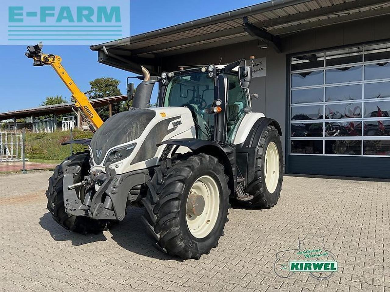 Valtra t 214 direct Direct - Máy cày: hình 2 Valtra t 214 direct Direct - Máy cày: hình 2
