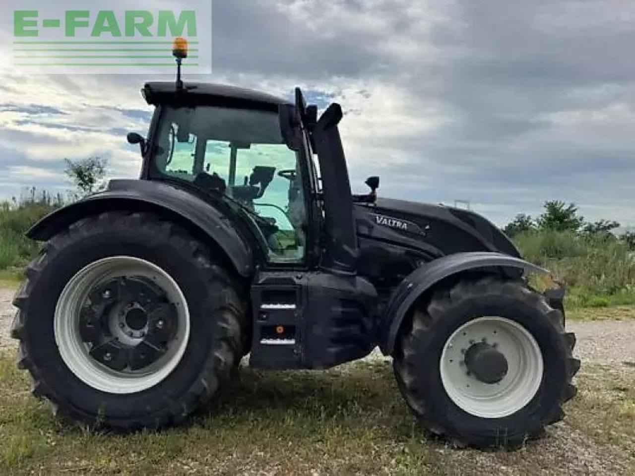 Valtra t254v - Máy cày: hình 4 Valtra t254v - Máy cày: hình 4
