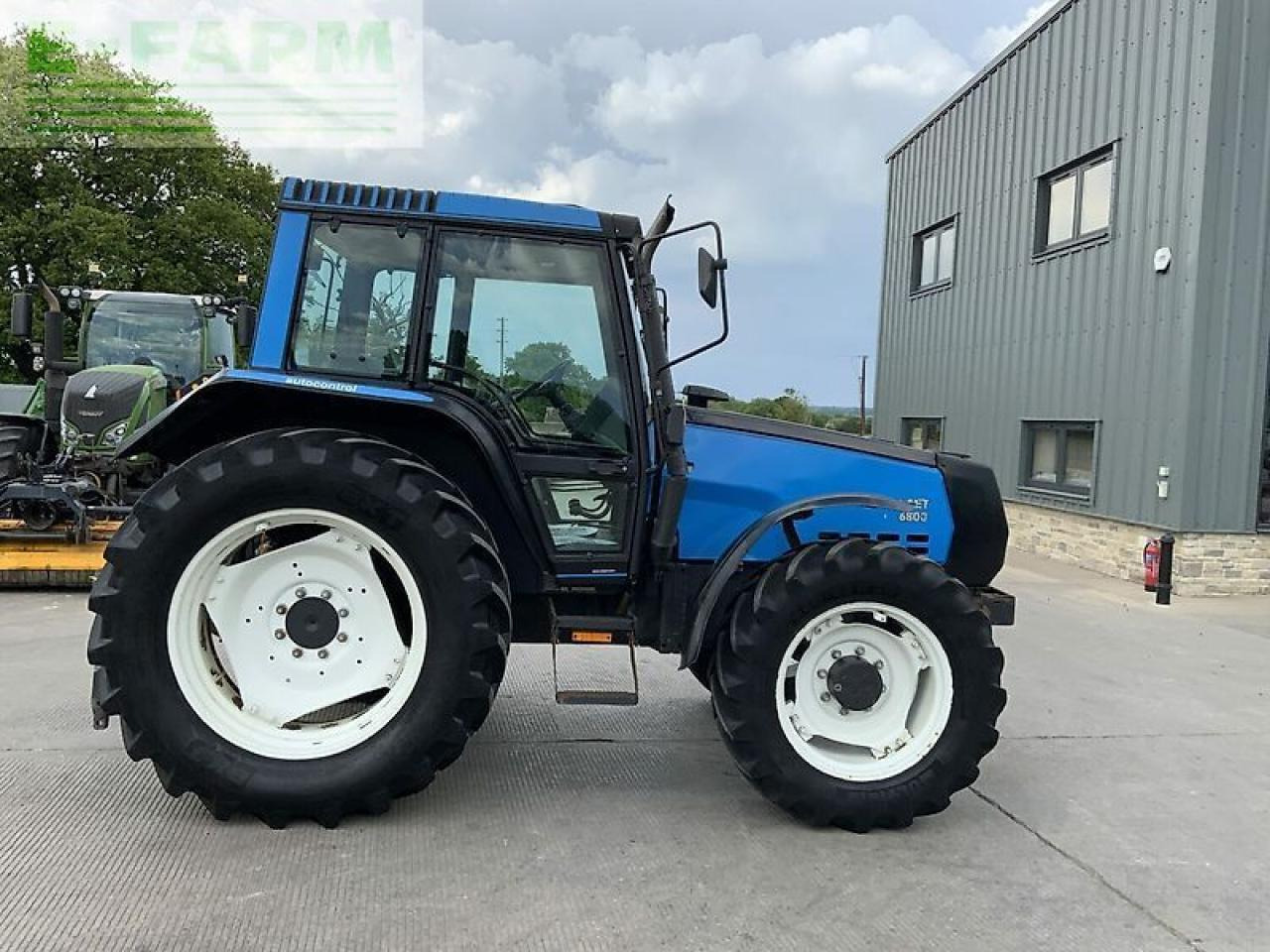 Valtra valtra/valmet 6800 tractor (st23222) - Máy cày: hình 1 Valtra valtra/valmet 6800 tractor (st23222) - Máy cày: hình 1