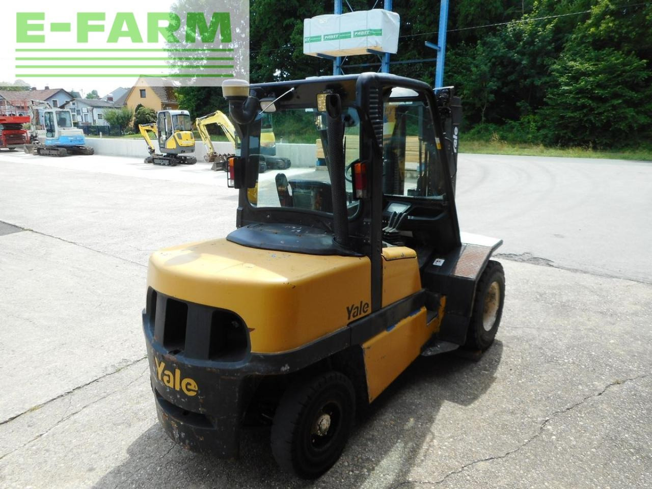 Yale gdp45mj ( triplex 4,3m + ss + zwillingsreifen ) - Xe nâng: hình 4 Yale gdp45mj ( triplex 4,3m + ss + zwillingsreifen ) - Xe nâng: hình 4