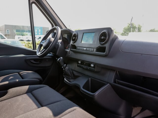 MERCEDES-BENZ Sprinter 315 Maxi,MBUX,Kamera,Tempomat - Xe van chở hàng: hình 4 MERCEDES-BENZ Sprinter 315 Maxi,MBUX,Kamera,Tempomat - Xe van chở hàng: hình 4