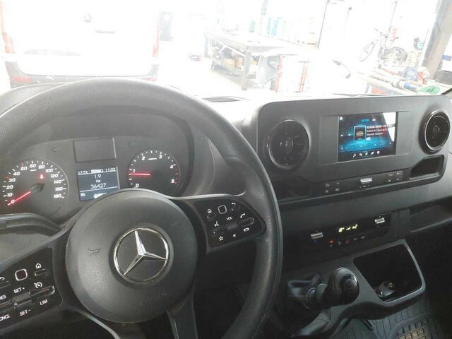 MERCEDES-BENZ Sprinter 317 CDI Kasten,L2H2,MBUX,Kamera - Xe van chở hàng: hình 4 MERCEDES-BENZ Sprinter 317 CDI Kasten,L2H2,MBUX,Kamera - Xe van chở hàng: hình 4