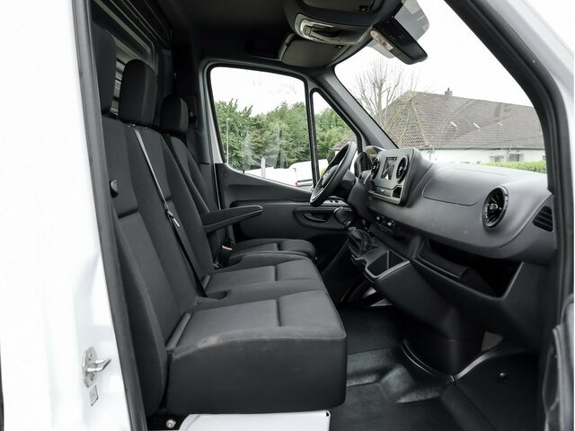 MERCEDES-BENZ Sprinter 317 CDI Kasten,L2H2,MBUX,Kamera - Xe van chở hàng: hình 3 MERCEDES-BENZ Sprinter 317 CDI Kasten,L2H2,MBUX,Kamera - Xe van chở hàng: hình 3