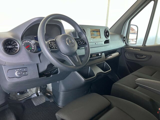 MERCEDES-BENZ Sprinter 317 Maxi,9GTronic,MBUX,Kamera - Xe van chở hàng: hình 4 MERCEDES-BENZ Sprinter 317 Maxi,9GTronic,MBUX,Kamera - Xe van chở hàng: hình 4