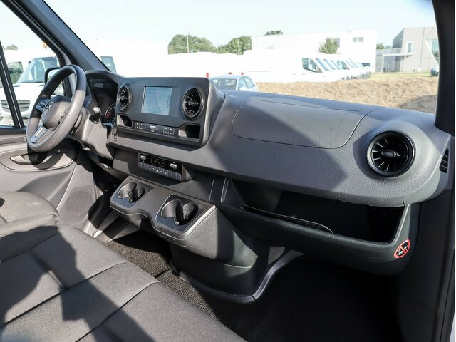 MERCEDES-BENZ Sprinter 317 Maxi,9GTronic,MBUX,Kamera,Navi... - Xe van chở hàng: hình 4 MERCEDES-BENZ Sprinter 317 Maxi,9GTronic,MBUX,Kamera,Navi... - Xe van chở hàng: hình 4