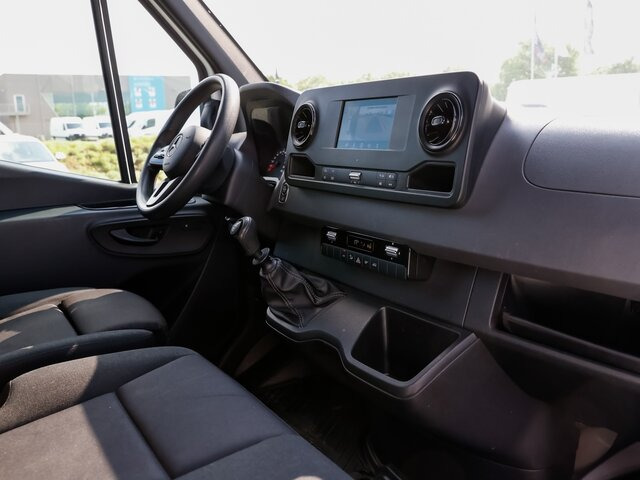 MERCEDES-BENZ Sprinter 317 Maxi,MBUX,Kamera,Tempomat - Xe van chở hàng: hình 4 MERCEDES-BENZ Sprinter 317 Maxi,MBUX,Kamera,Tempomat - Xe van chở hàng: hình 4