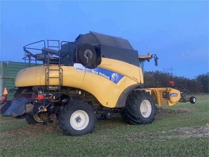 New Holland CR 980 1050er hjul og 30Fod 4 hjulstræk - Máy gặt đập: hình 4 New Holland CR 980 1050er hjul og 30Fod 4 hjulstræk - Máy gặt đập: hình 4