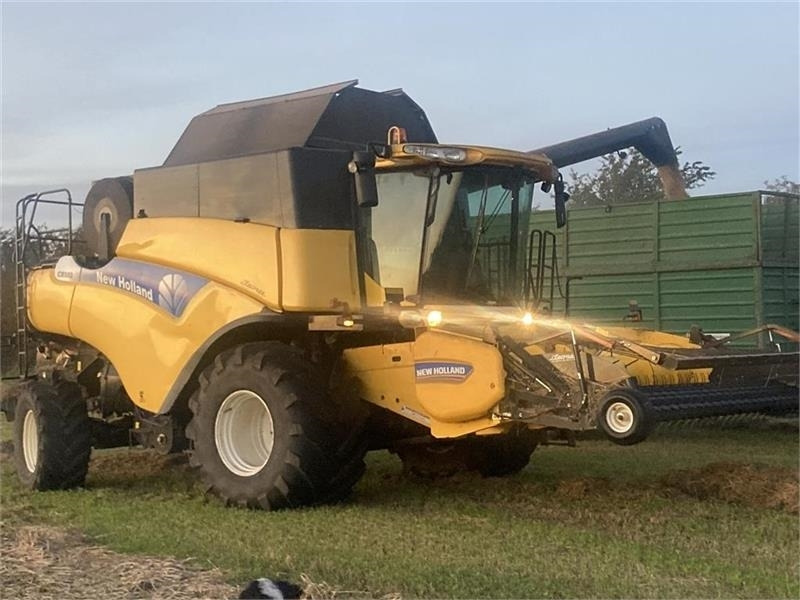 New Holland CR 980 1050er hjul og 30Fod 4 hjulstræk - Máy gặt đập: hình 2 New Holland CR 980 1050er hjul og 30Fod 4 hjulstræk - Máy gặt đập: hình 2