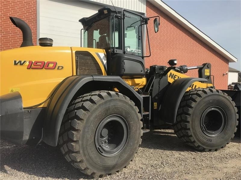 New Holland W190D - Máy xúc lật bánh lốp: hình 3 New Holland W190D - Máy xúc lật bánh lốp: hình 3