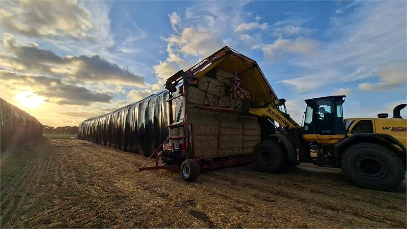 Pomi WRAP 12 - Máy gói kiện: hình 2 Pomi WRAP 12 - Máy gói kiện: hình 2