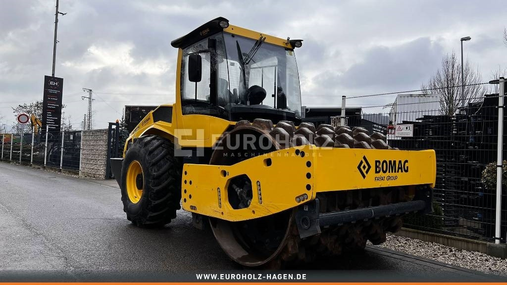 Bomag Stachelwalze BW 213 PDH-5, Schnellgang, Walzenzug - Máy đầm: hình 3 Bomag Stachelwalze BW 213 PDH-5, Schnellgang, Walzenzug - Máy đầm: hình 3