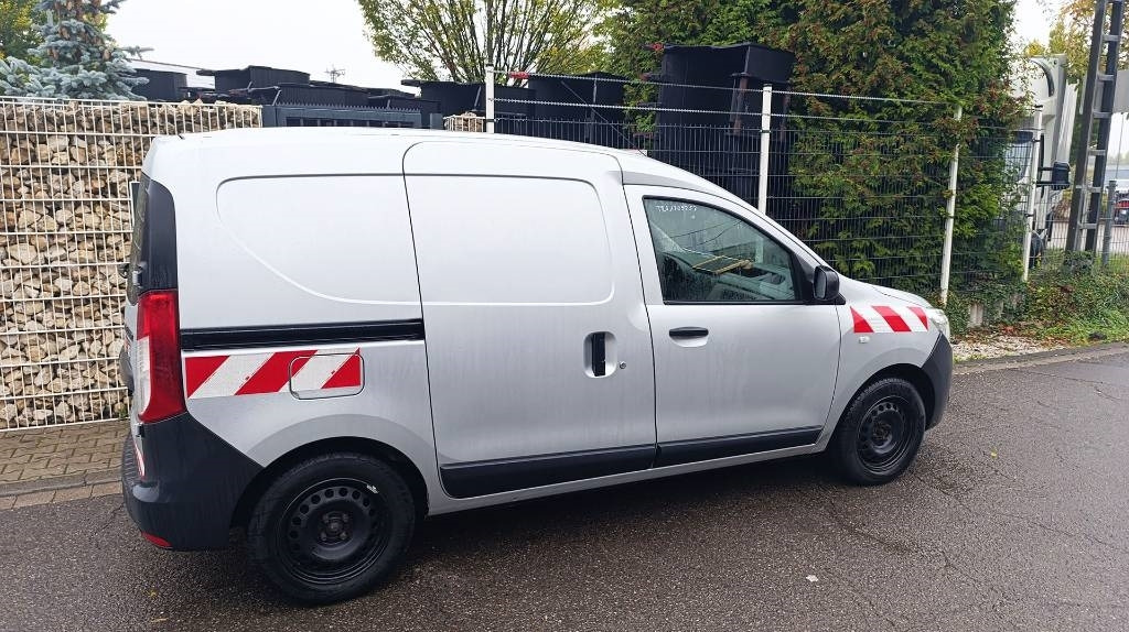 Dacia Dokker Transporter, Kastenwagen mit Schubladen - Xe van nhỏ gọn: hình 5 Dacia Dokker Transporter, Kastenwagen mit Schubladen - Xe van nhỏ gọn: hình 5