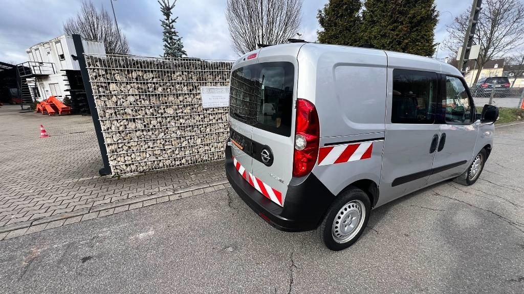Opel Combo 1.3, Kasten, Transporter, Werkstattschränke - Xe tải nhỏ thùng kín: hình 3 Opel Combo 1.3, Kasten, Transporter, Werkstattschränke - Xe tải nhỏ thùng kín: hình 3