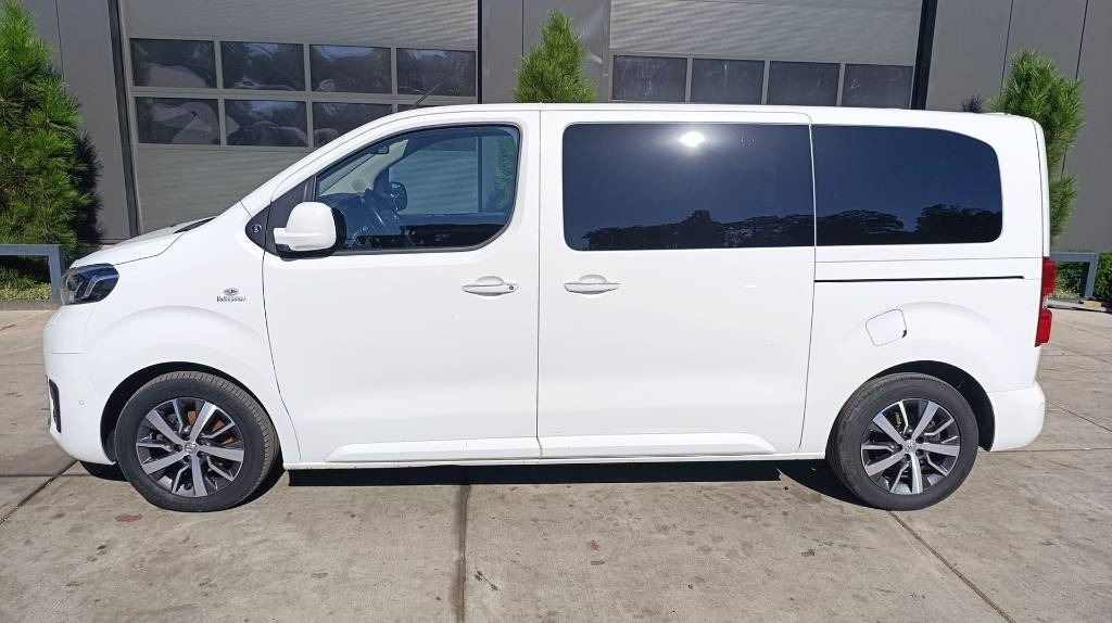 Toyota Proace 2.0 Van, Kleinbus, 7-Sitzer, Turboschaden - Xe van chở hàng: hình 1 Toyota Proace 2.0 Van, Kleinbus, 7-Sitzer, Turboschaden - Xe van chở hàng: hình 1