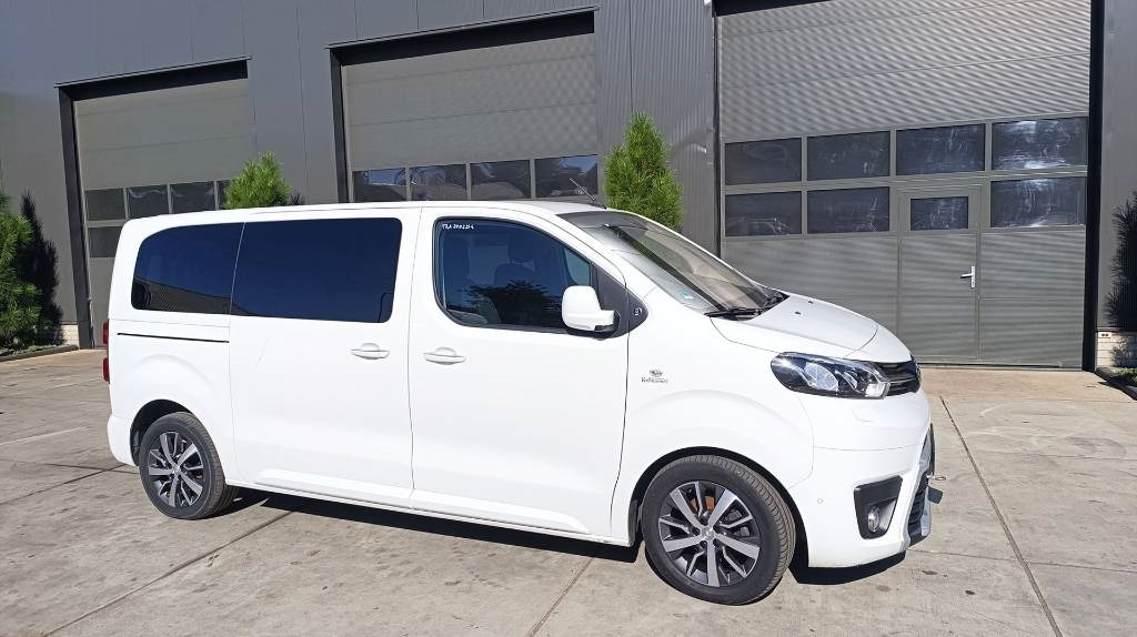Toyota Proace 2.0 Van, Kleinbus, 7-Sitzer, Turboschaden - Xe van chở hàng: hình 5 Toyota Proace 2.0 Van, Kleinbus, 7-Sitzer, Turboschaden - Xe van chở hàng: hình 5