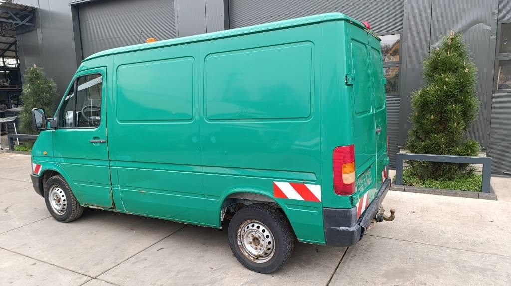 Volkswagen LT 28 Kastenwagen Werkstattsschränke Motorschaden - Xe tải nhỏ thùng kín: hình 5 Volkswagen LT 28 Kastenwagen Werkstattsschränke Motorschaden - Xe tải nhỏ thùng kín: hình 5