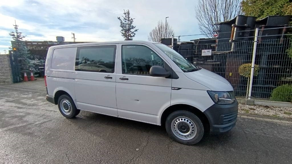 Volkswagen T5 2.0 TDI Kastenwagen, 8x Reifen, PDC, Klima, AHK - Xe van nhỏ gọn: hình 2 Volkswagen T5 2.0 TDI Kastenwagen, 8x Reifen, PDC, Klima, AHK - Xe van nhỏ gọn: hình 2