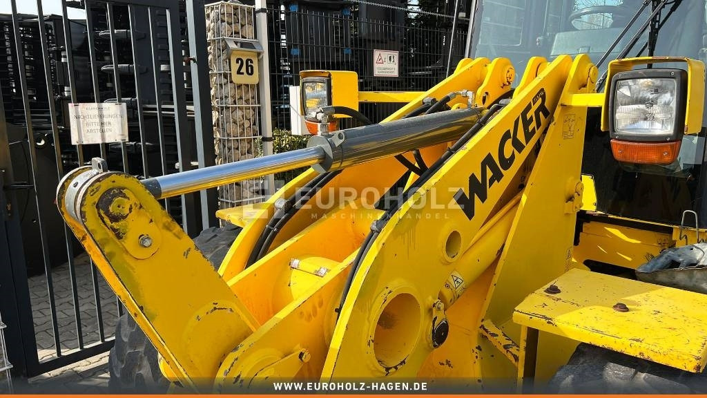 Máy xúc lật bánh lốp Wacker Radlader WL 4808, Schnellwechsler, Klappschaufel: hình 11