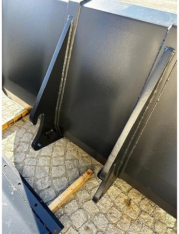 Big Volumenschaufel 200 cm mit JCB 520-50 Aufnahme - Gầu: hình 5 Big Volumenschaufel 200 cm mit JCB 520-50 Aufnahme - Gầu: hình 5