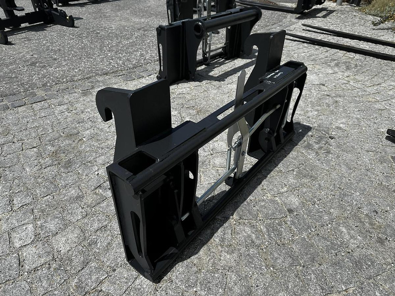 Big Adapter Liebherr 509 passend zu Euro Aufnahme - Đính kèm: hình 3 Big Adapter Liebherr 509 passend zu Euro Aufnahme - Đính kèm: hình 3