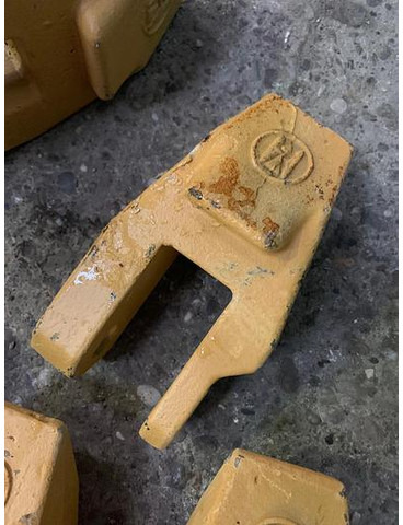 Ersatzzahn klein passend zu Hammer RH25 Abbruchpulverisierer - Búa thủy lực: hình 1 Ersatzzahn klein passend zu Hammer RH25 Abbruchpulverisierer - Búa thủy lực: hình 1