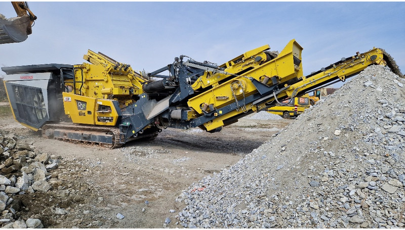 Keestrack R3e raupenmobiler Prallbrecher Vollausstattung - Máy nghiền đá: hình 2 Keestrack R3e raupenmobiler Prallbrecher Vollausstattung - Máy nghiền đá: hình 2