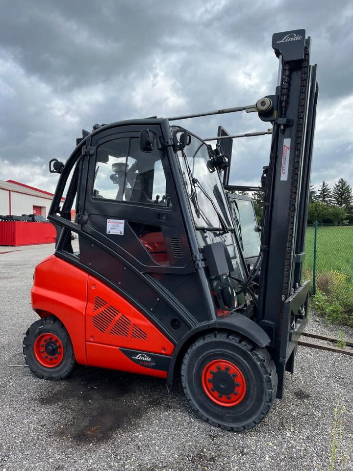 Linde LindeH50D-02 - Xe nâng diesel: hình 2 Linde LindeH50D-02 - Xe nâng diesel: hình 2
