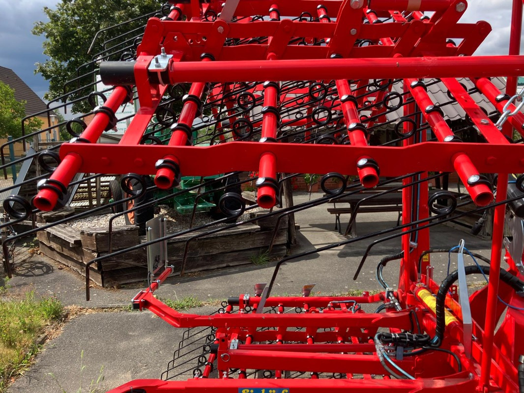 Einböck Aerostar-Classic 900 - Trang thiết bị bón phân: hình 3 Einböck Aerostar-Classic 900 - Trang thiết bị bón phân: hình 3