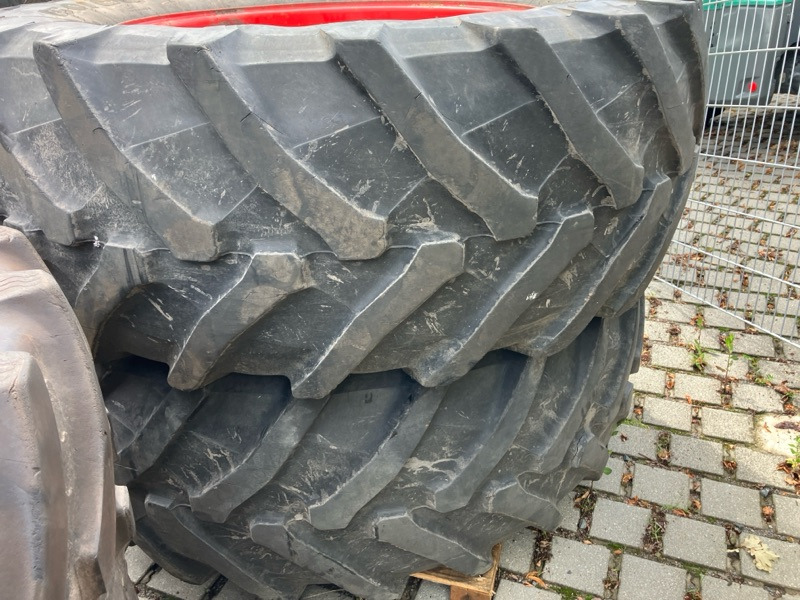 Fendt 724 Profi Plus inkl. 2. Radsatz/ EGNOS- Signal - Máy cày: hình 3 Fendt 724 Profi Plus inkl. 2. Radsatz/ EGNOS- Signal - Máy cày: hình 3