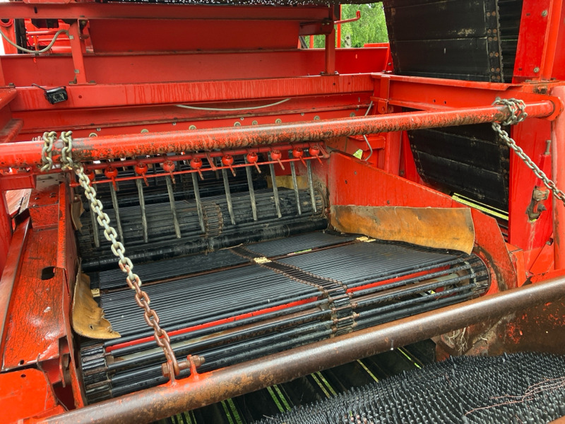 Grimme DR1500 - Máy thu hoạch khoai tây: hình 4 Grimme DR1500 - Máy thu hoạch khoai tây: hình 4