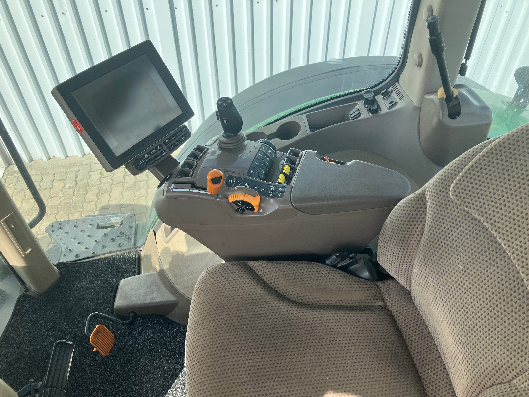 John Deere 7270R - Máy cày: hình 2 John Deere 7270R - Máy cày: hình 2